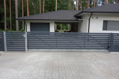 liugvärav-väljast-vaade